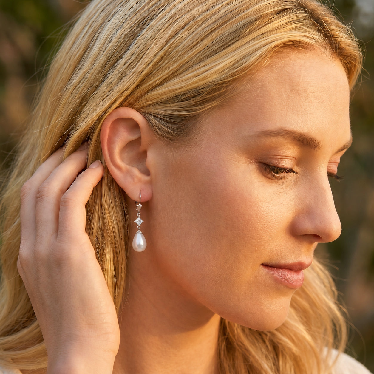 White Gold Petal Earrings White Topaz 10K — Fabiola