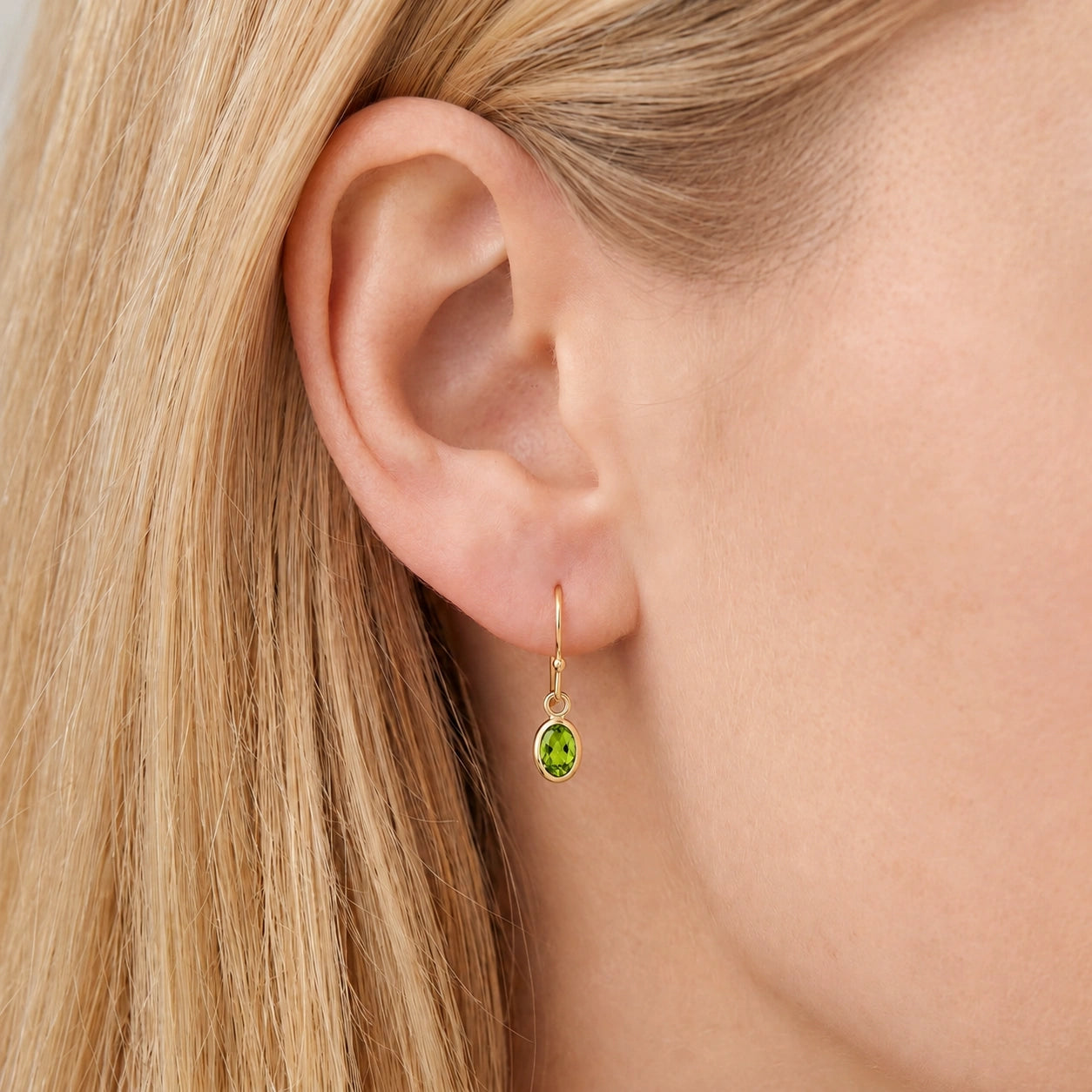 Yellow Gold Earrings Peridot 10K — Dalia