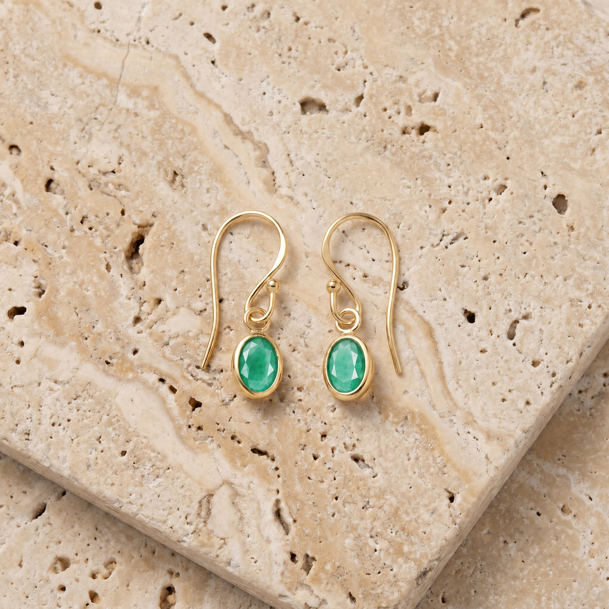 Yellow Gold Earrings Peridot 10K — Dalia
