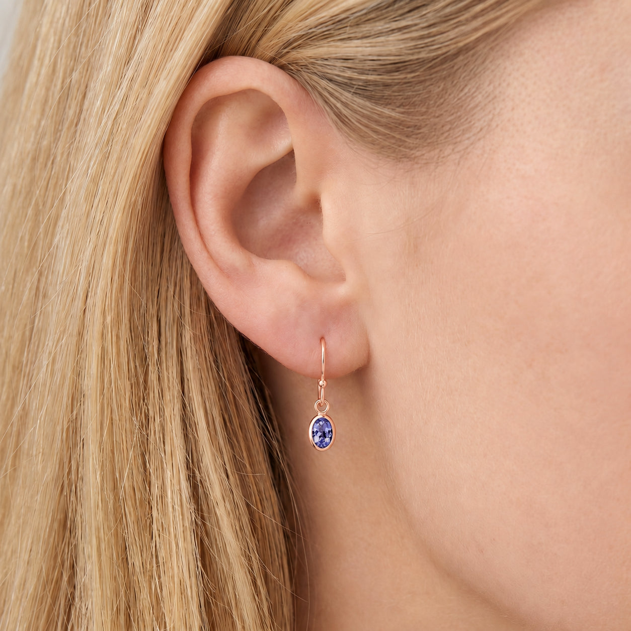 Rose Gold Earrings Emerald 10K — Dalia