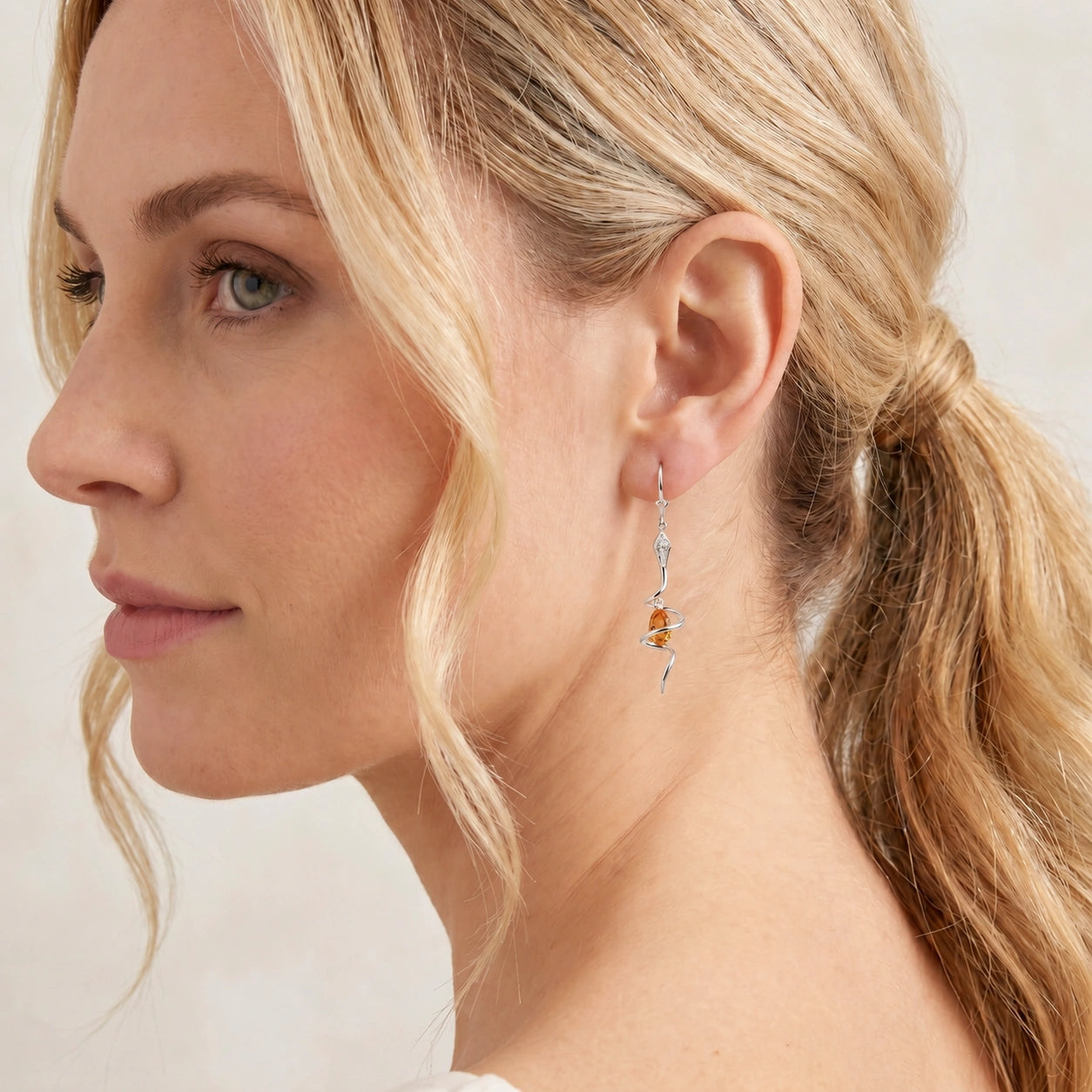 White Gold Earrings Citrine 10K — Gioia