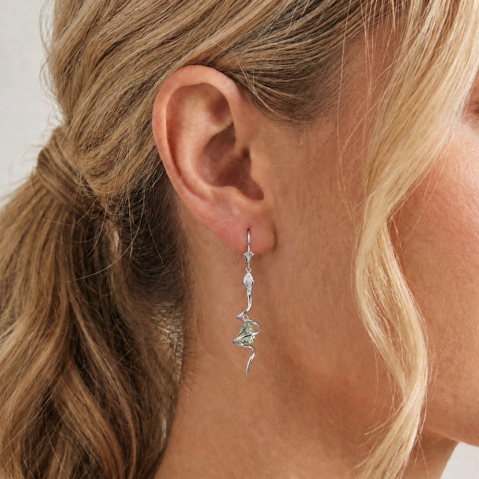 White Gold Earrings Green Amethyst 10K — Gioia