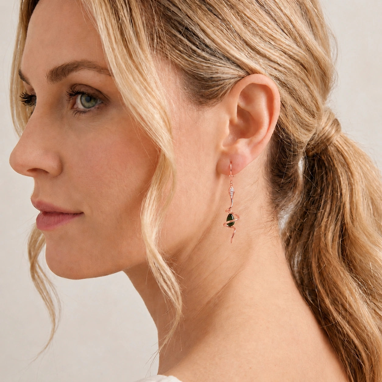 Rose Gold Earrings Sapphire 10K — Gioia