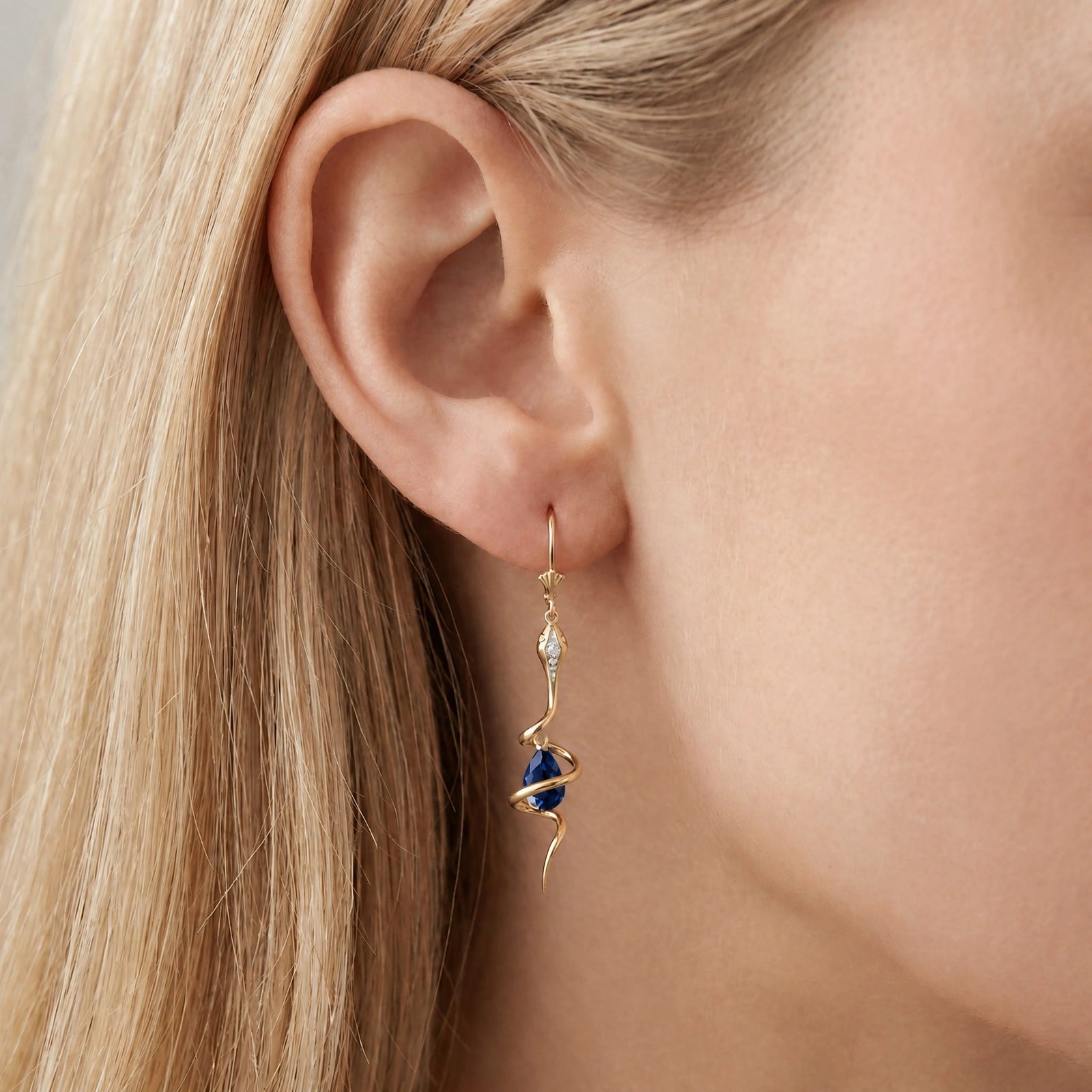 Yellow Gold Earrings Sapphire 10K — Gioia