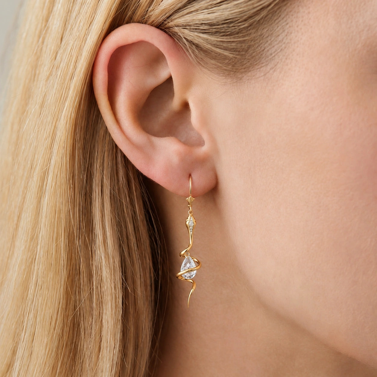 Yellow Gold Earrings White Topaz 10K — Gioia