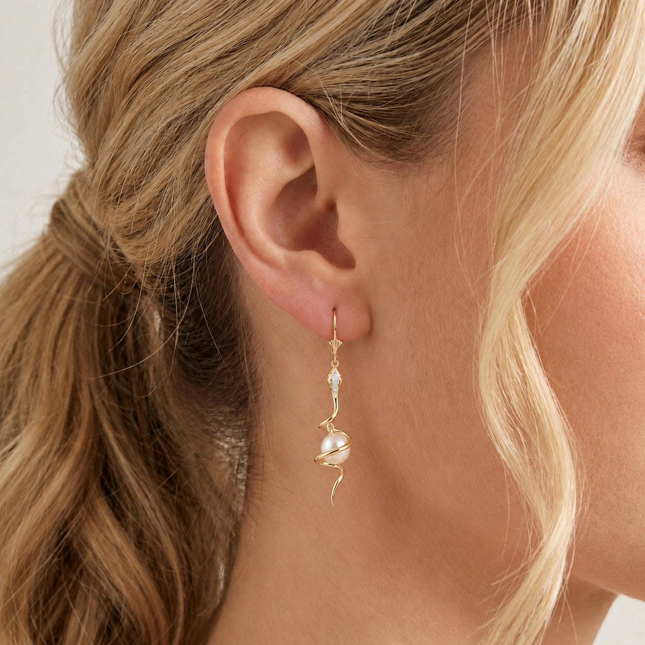 Yellow Gold Earrings Pearl 10K — Gioia