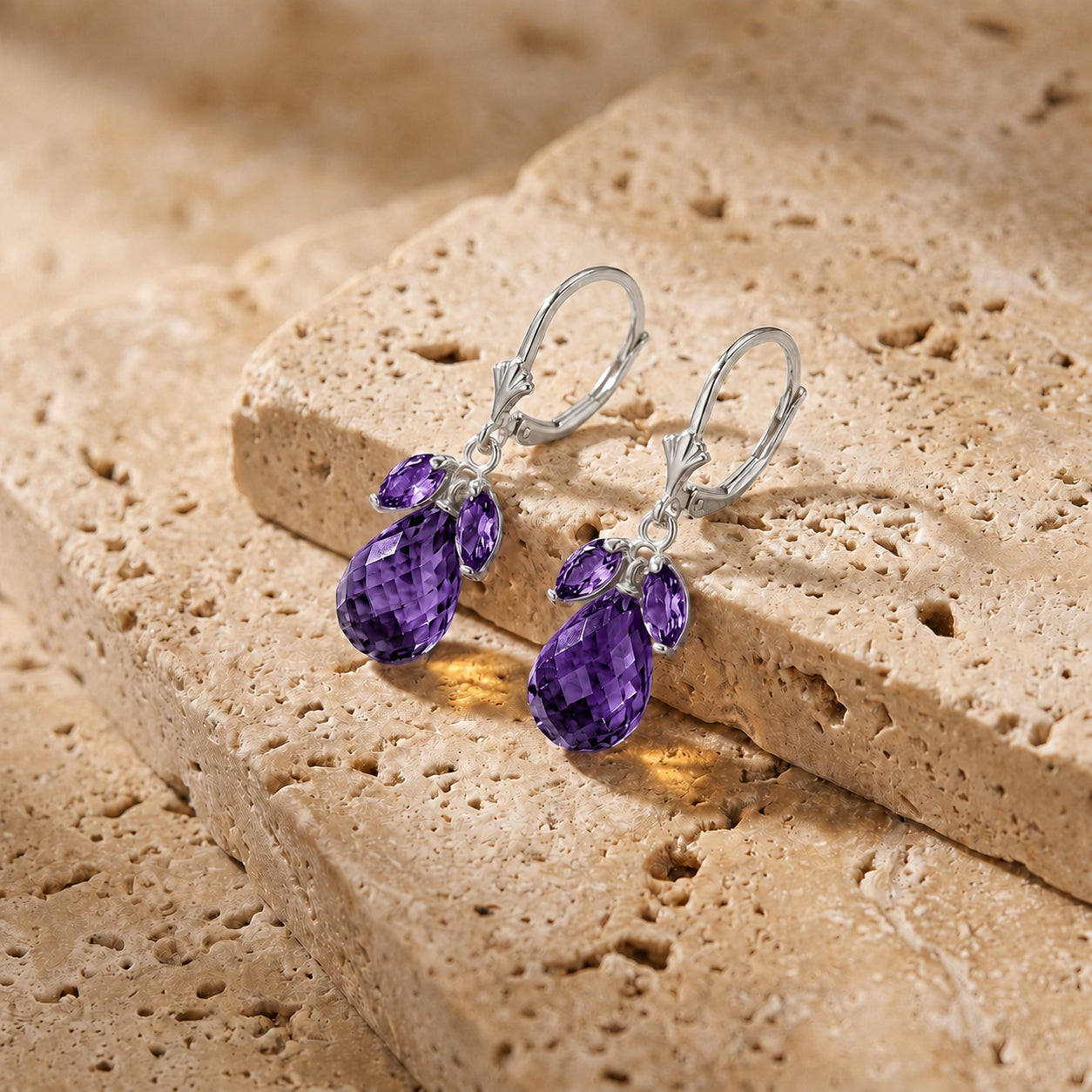 White Gold Belle Earrings Amethyst 10K — Italia