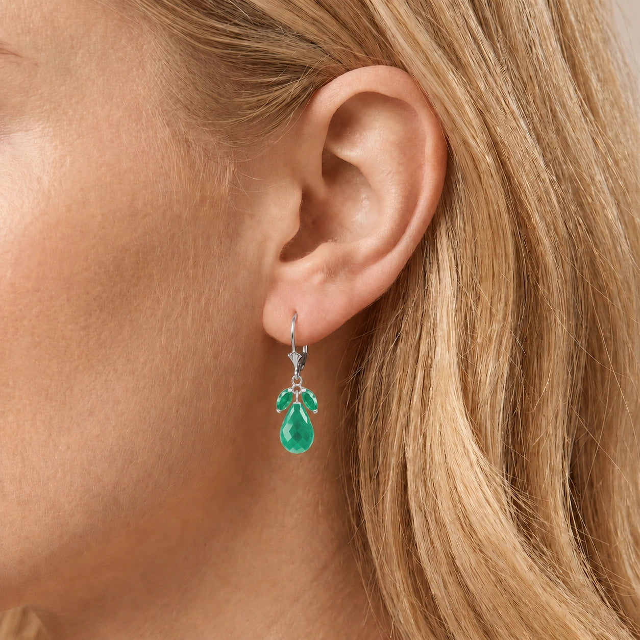 White Gold Belle Earrings Blue Topaz 10K — Italia