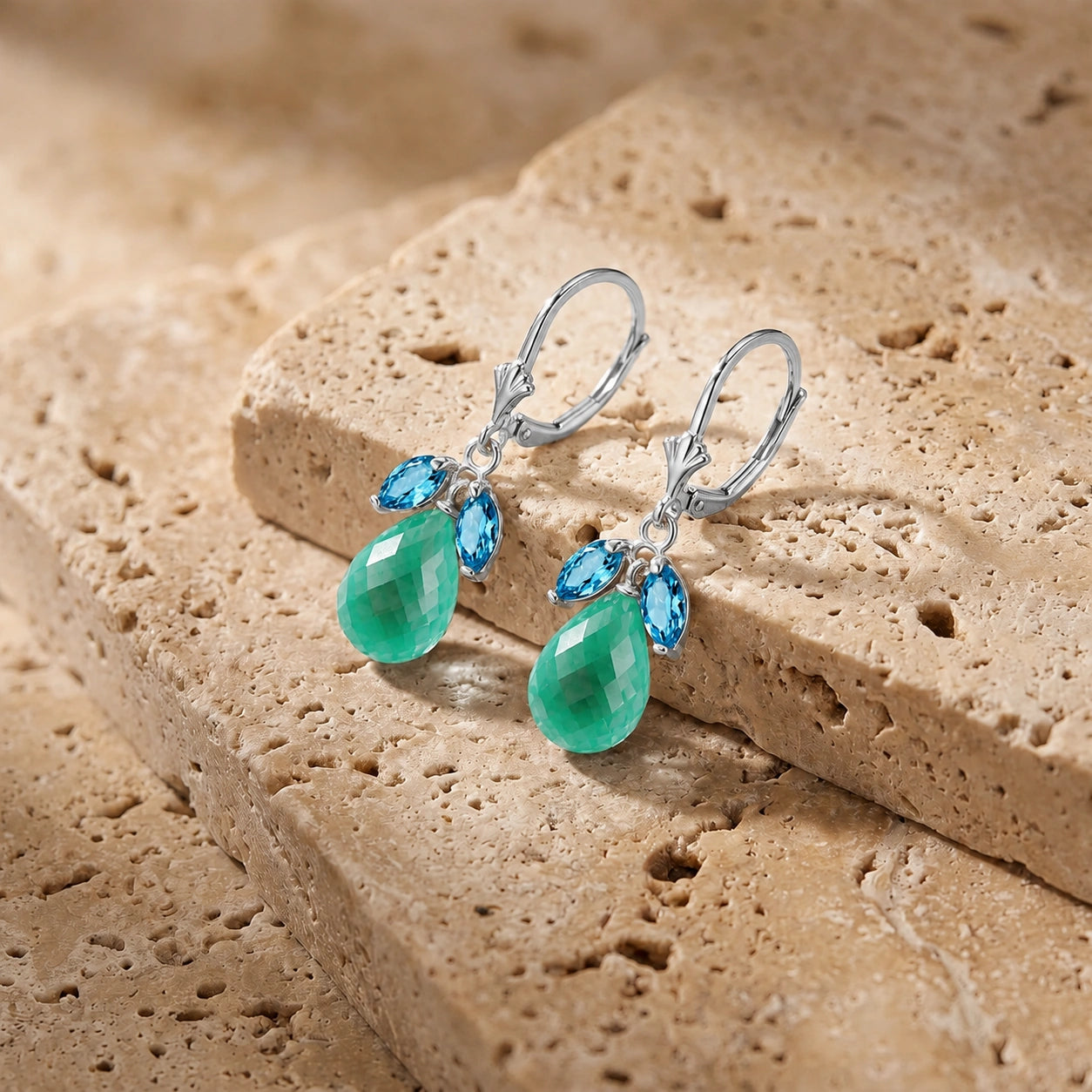White Gold Belle Earrings Peridot 10K — Italia