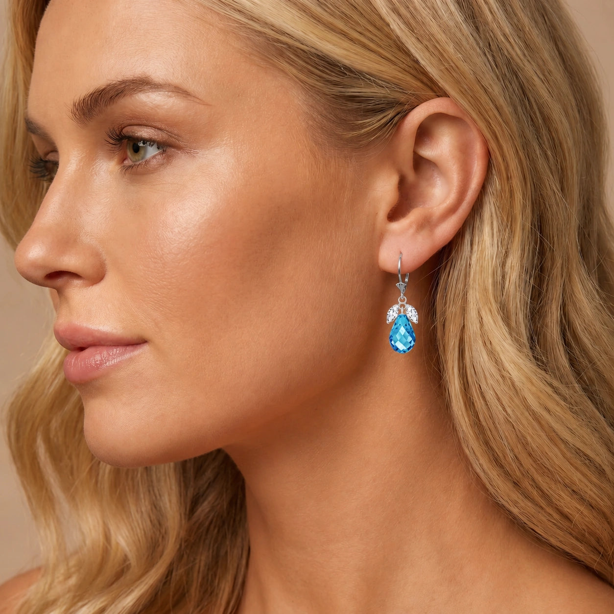 White Gold Belle Earrings Ruby 10K — Italia