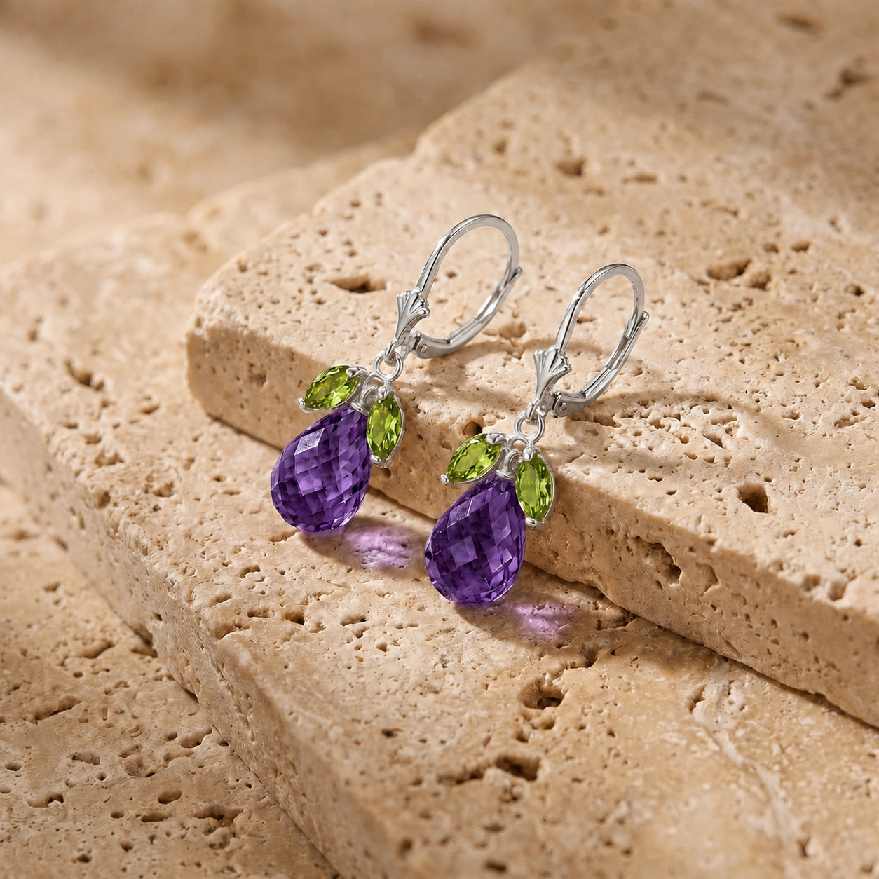 White Gold Belle Earrings White Topaz 10K — Italia
