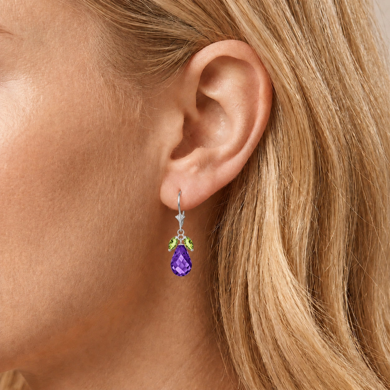 White Gold Belle Earrings White Topaz 10K — Italia