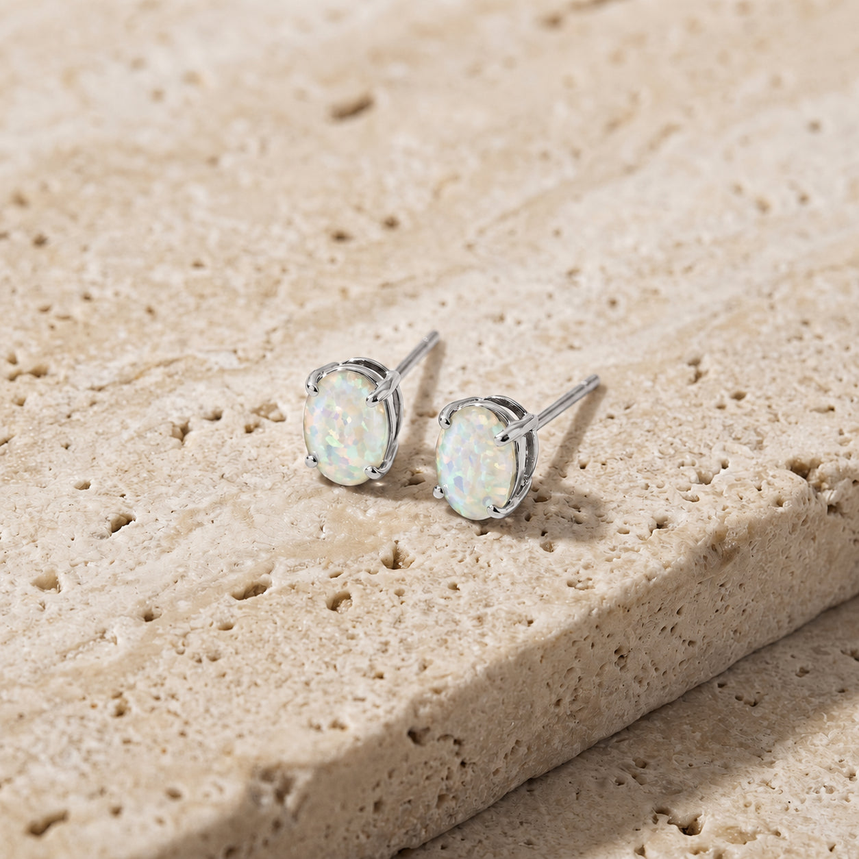 White Gold Belle Earrings Sapphire 10K — Genoveffa
