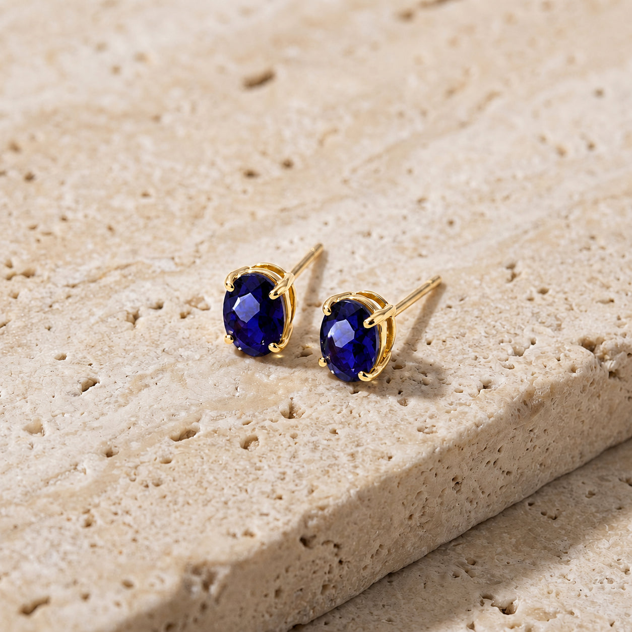 Yellow Gold Belle Earrings Opal 10K — Genoveffa