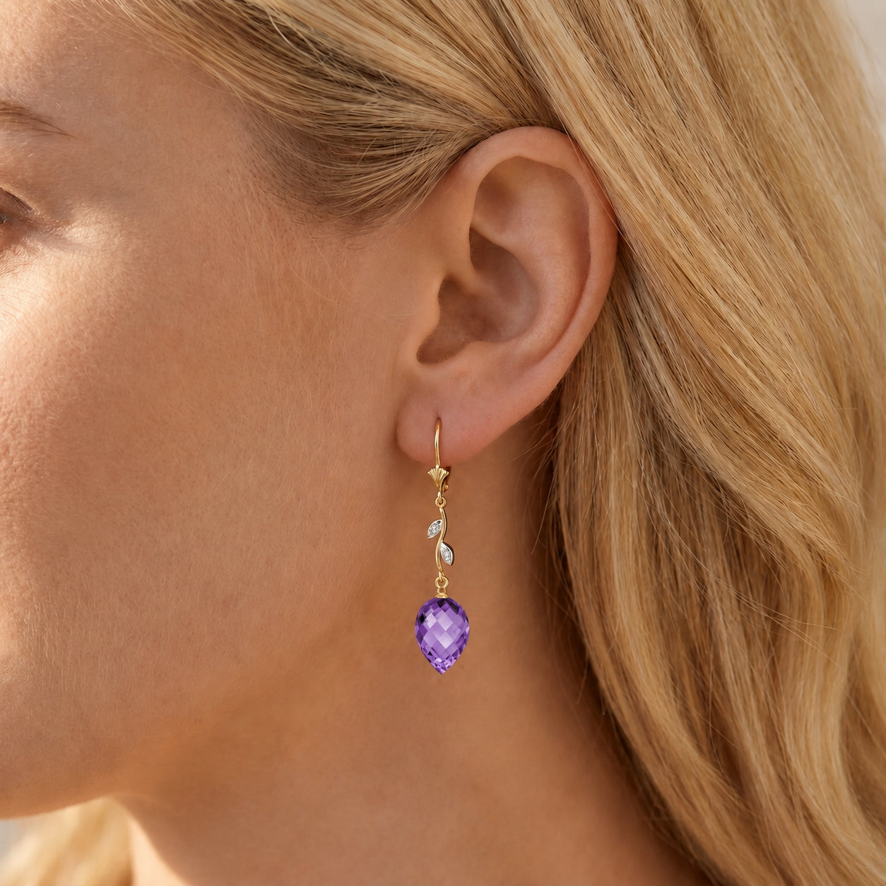 Yellow Gold Earrings Amethyst 10K — Severina