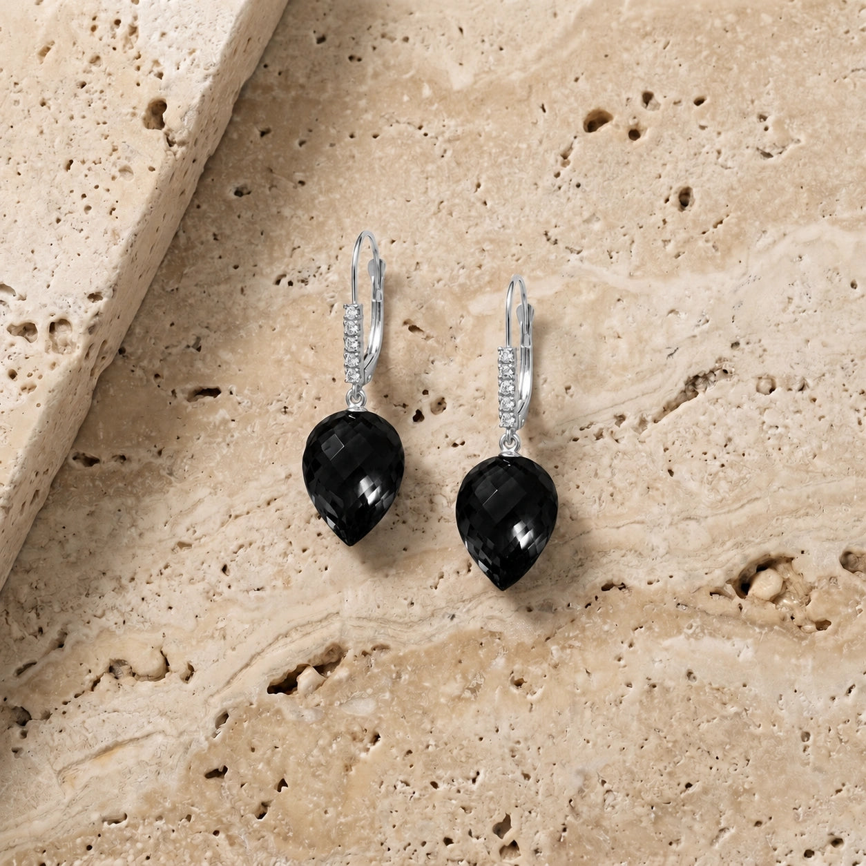 White Gold Belle Earrings Spinel 10K — Nilde