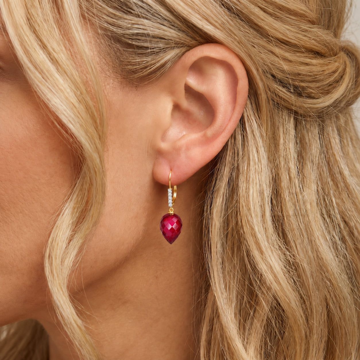 Yellow Gold Belle Earrings Spinel 10K — Nilde