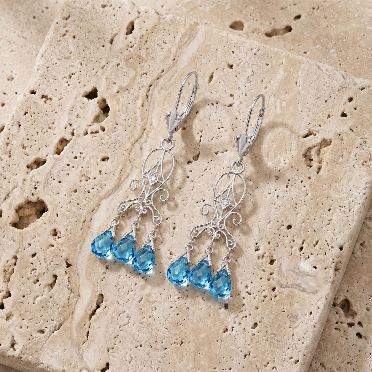 White Gold Blue Topaz & Diamond — Mariagaia