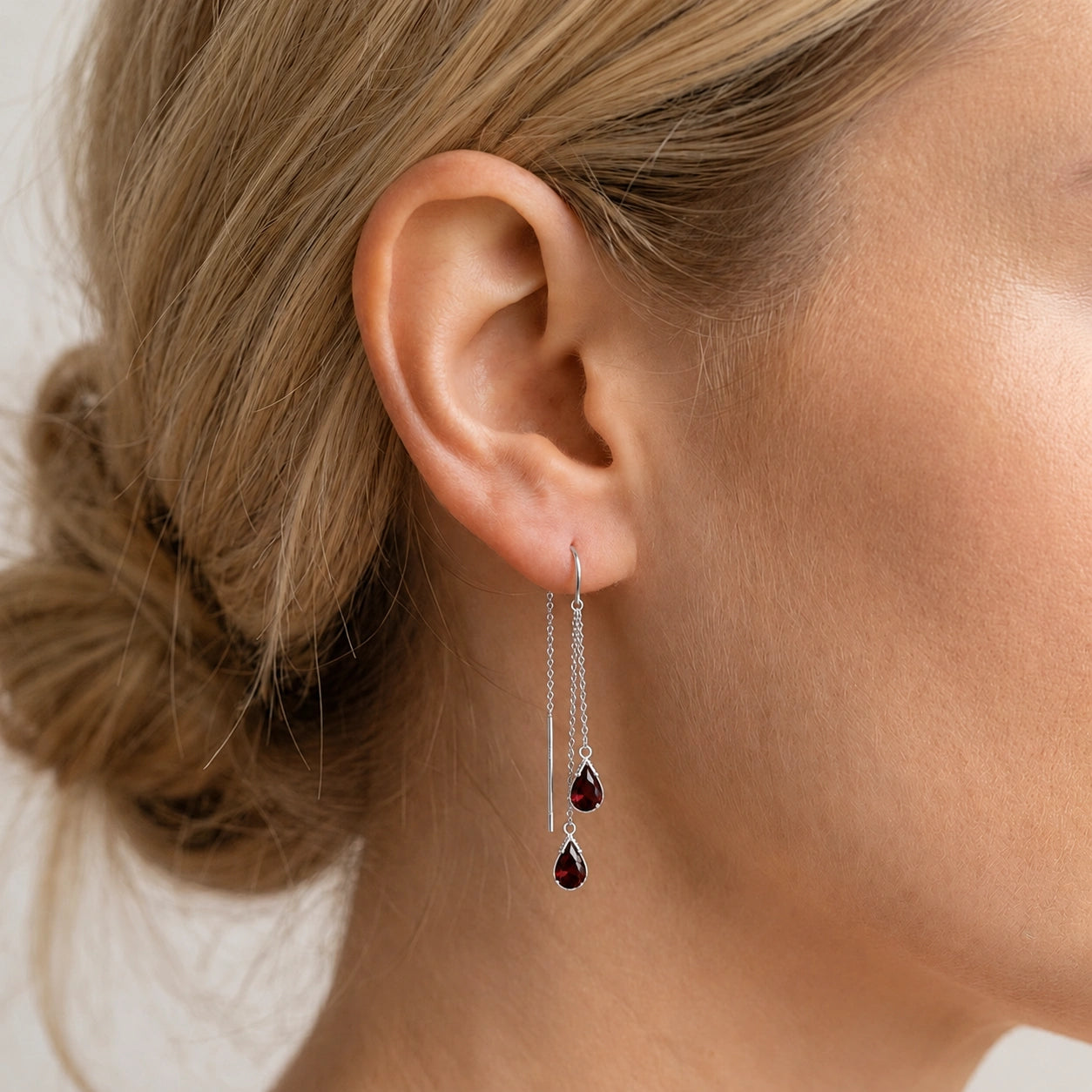 White Gold Garnet — Mariagalatea