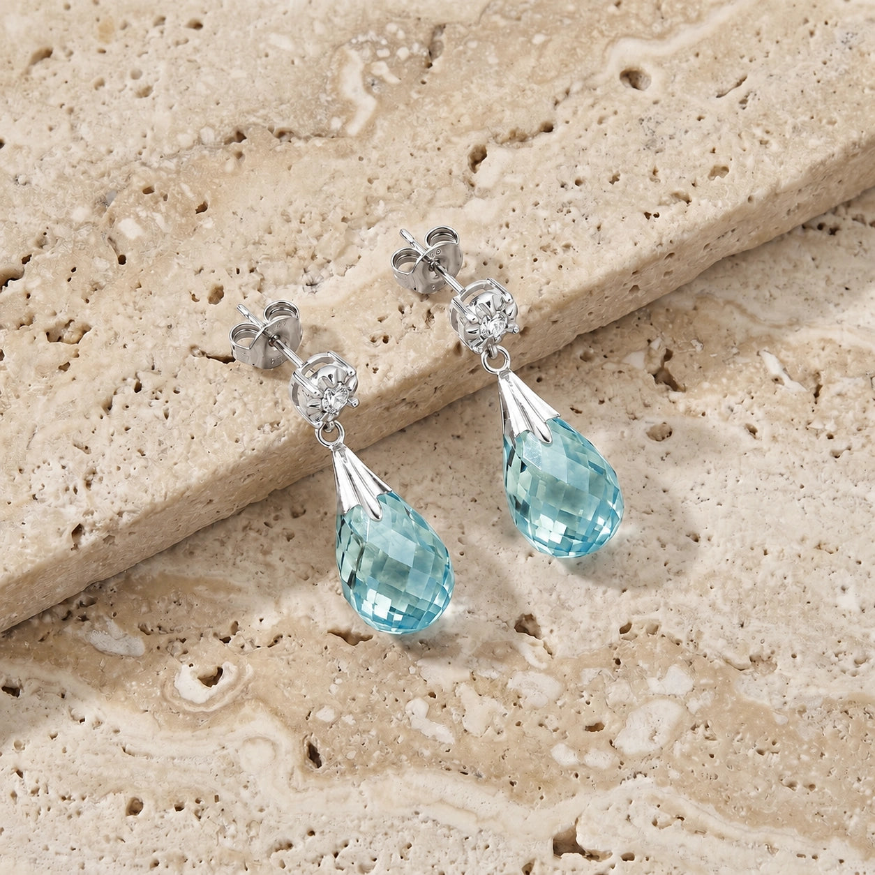 White Gold Blue Topaz & Diamond — Mariageltrude