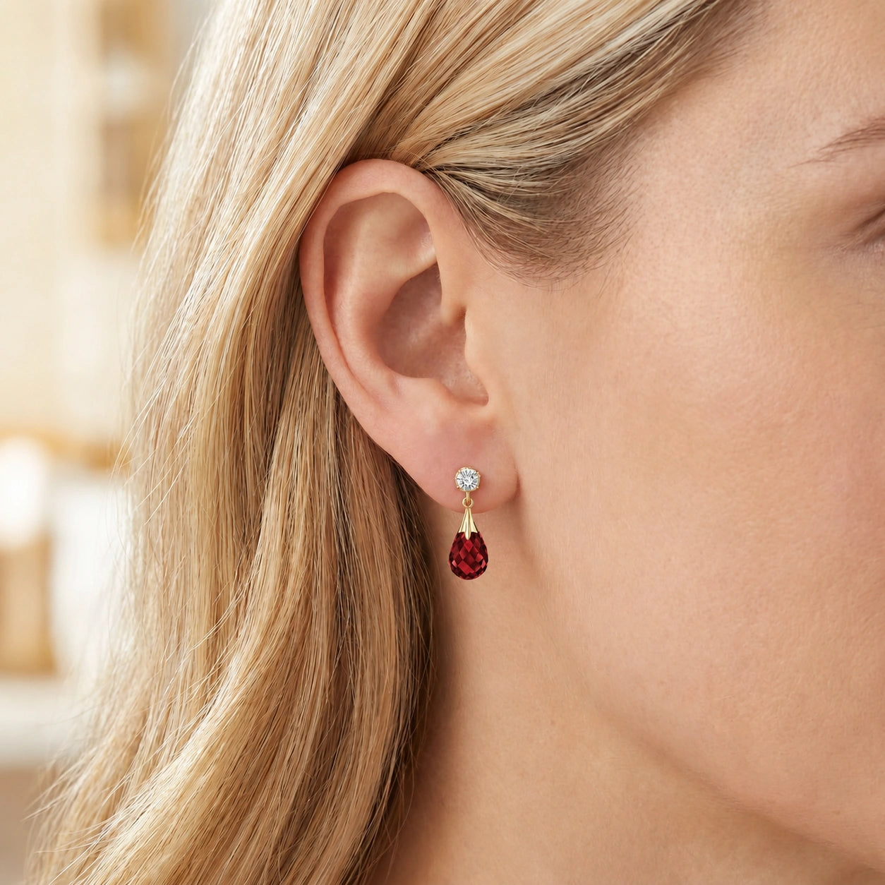 Yellow Gold Garnet & Diamond — Mariageltrude