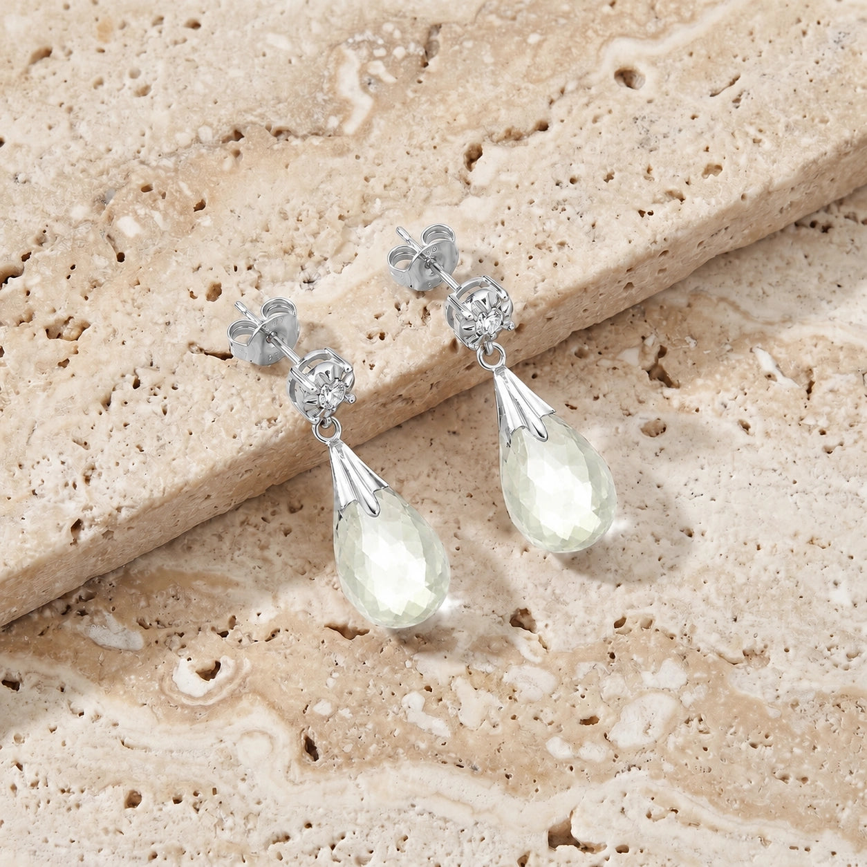 White Gold White Topaz & Diamond — Mariageltrude