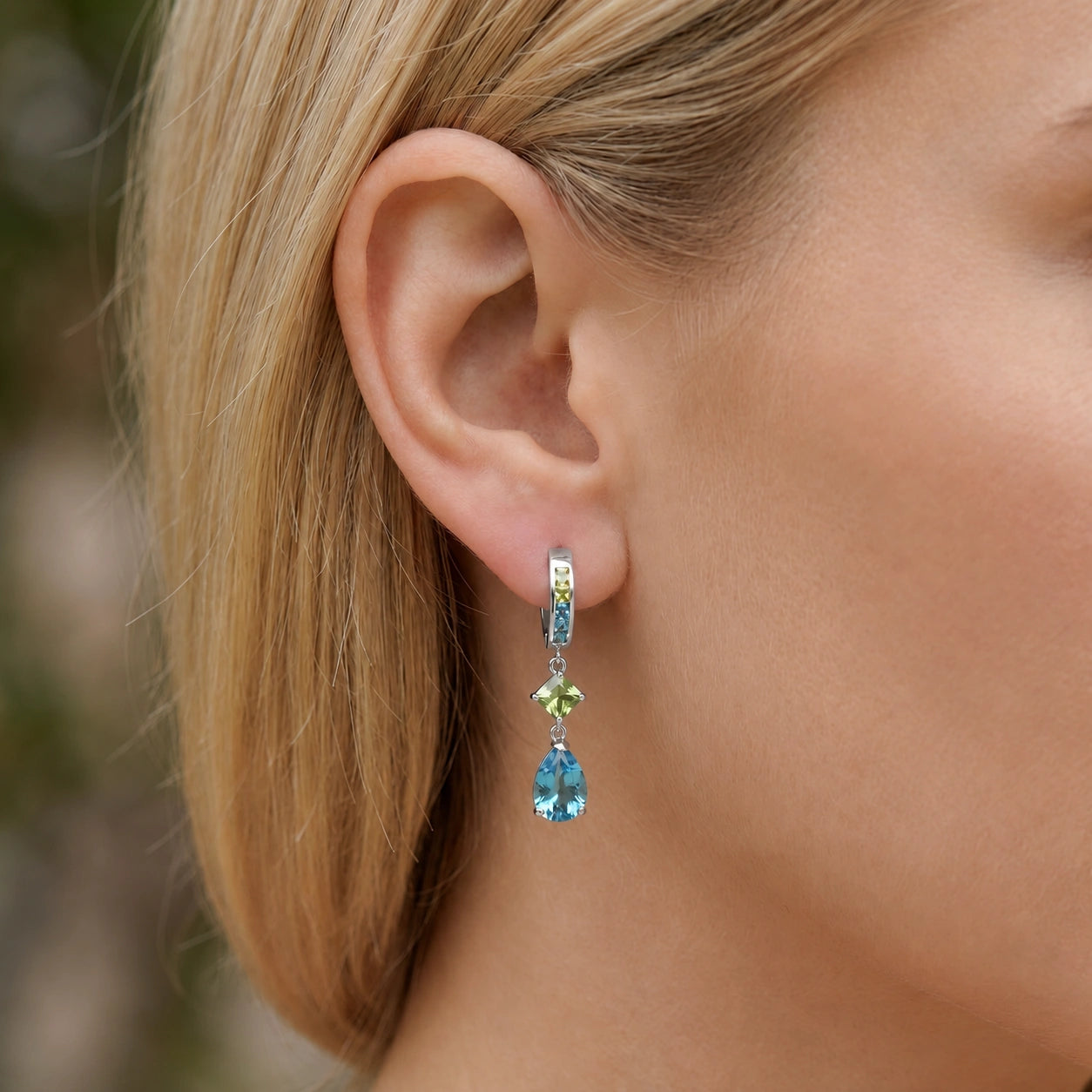 White Gold Blue Topaz & Peridot — Mariagemma