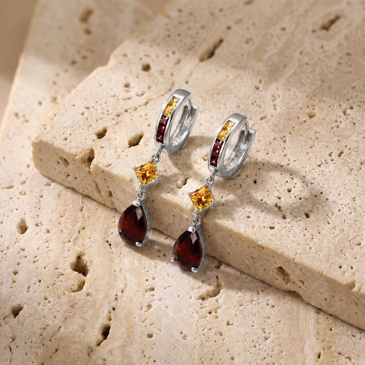 White Gold Citrine & Garnet — Mariagemma