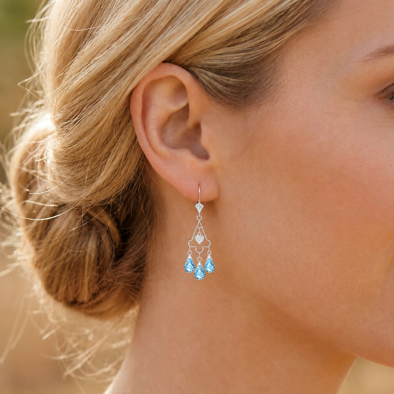White Gold Blue Topaz & Diamond — Mariagenoveffa