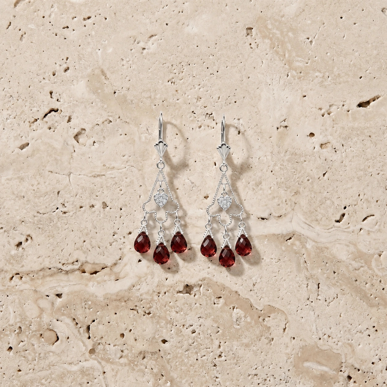 White Gold Garnet & Diamond — Mariagenoveffa