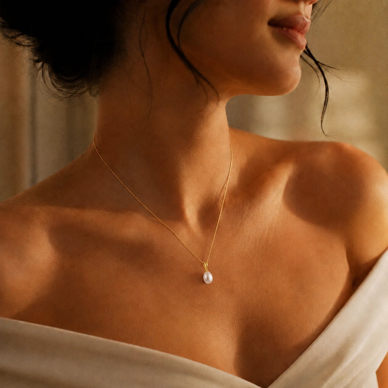 Yellow Gold Belle Pendant Necklace Pearl 10K — Carina