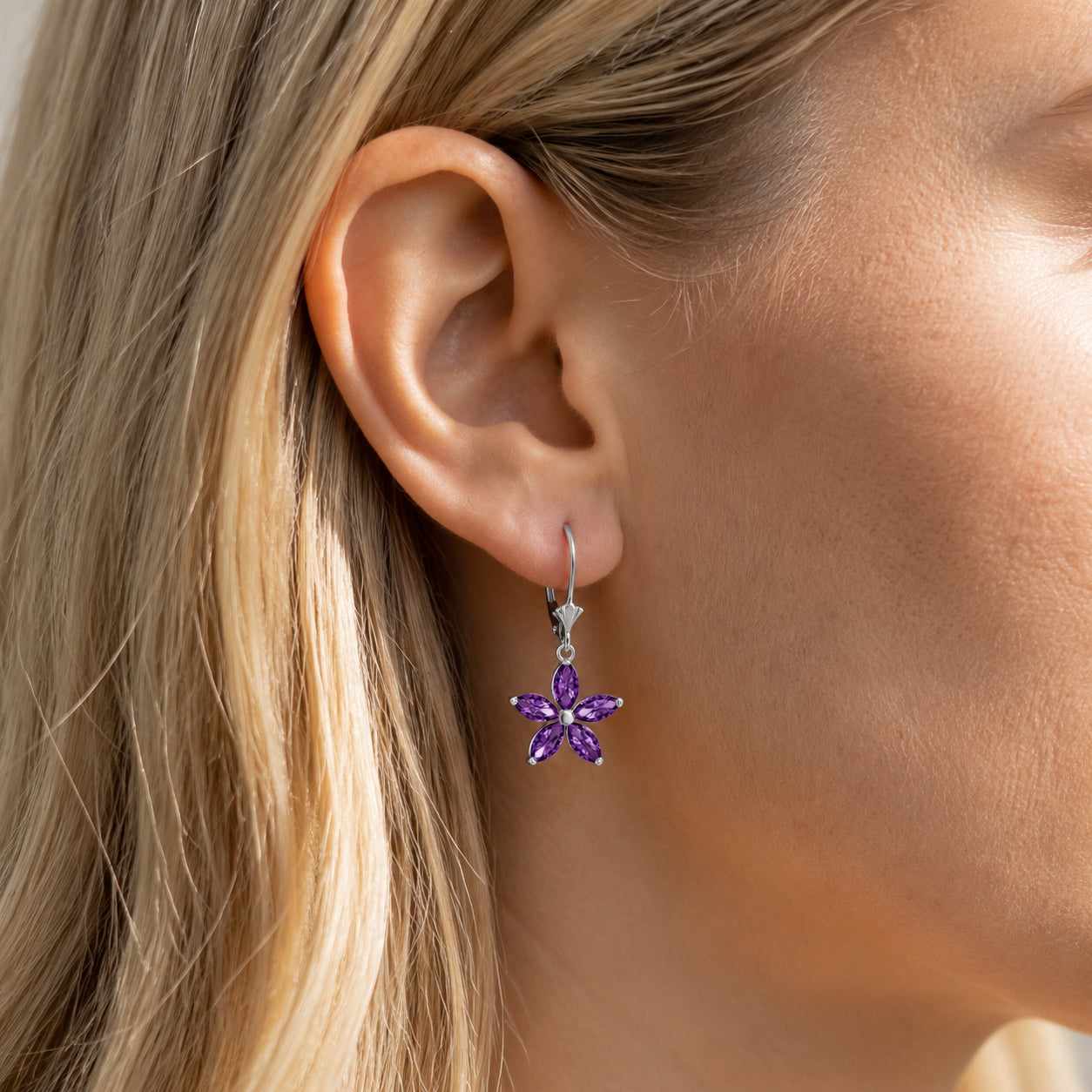 White Gold Heritage Earrings Blue Topaz 10K — Stella
