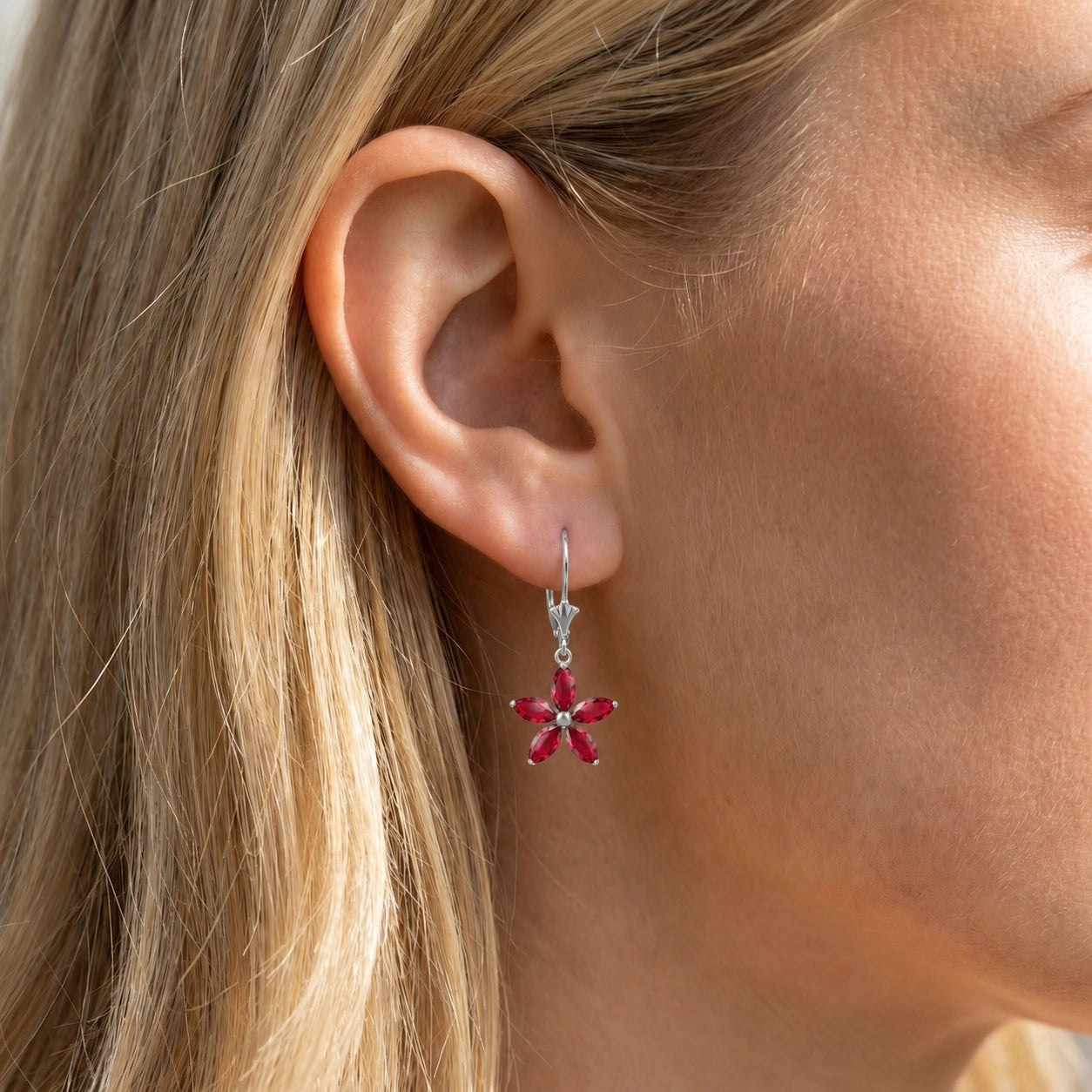 White Gold Heritage Earrings Ruby 10K — Stella
