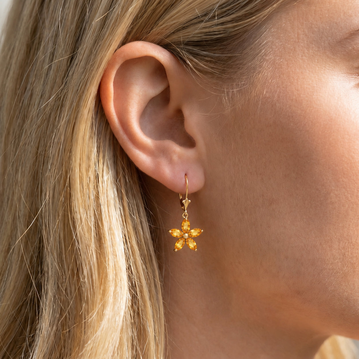 Yellow Gold Heritage Earrings Tanzanite 10K — Stella