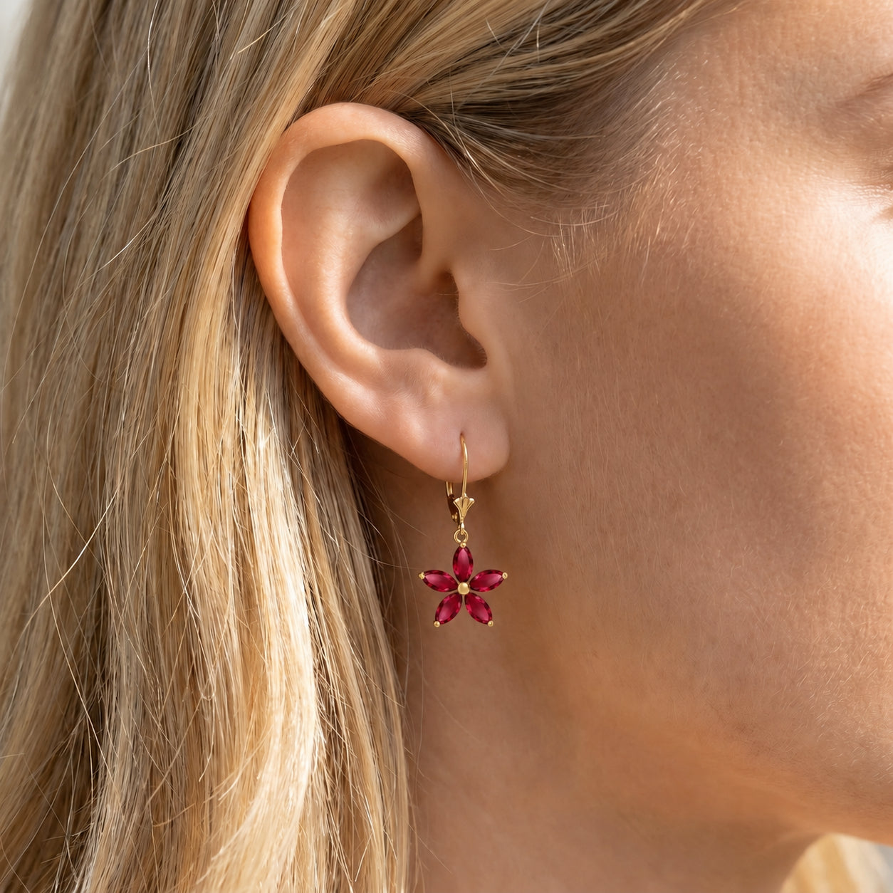Yellow Gold Heritage Earrings Peridot 10K — Stella