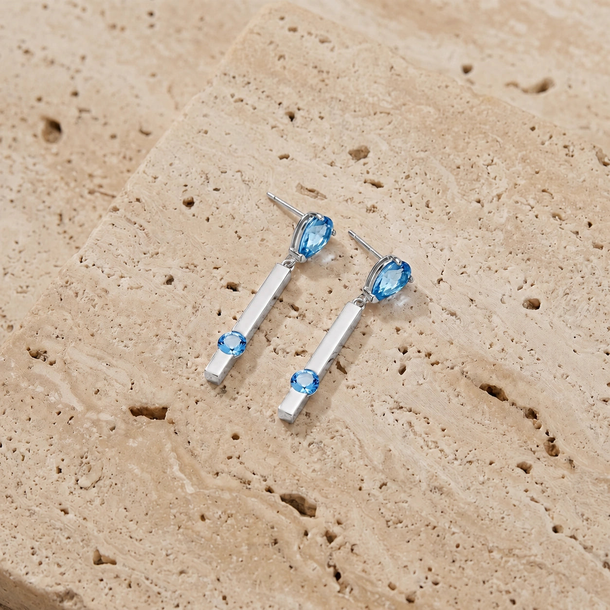White Gold Blue Topaz — Mariagertrude