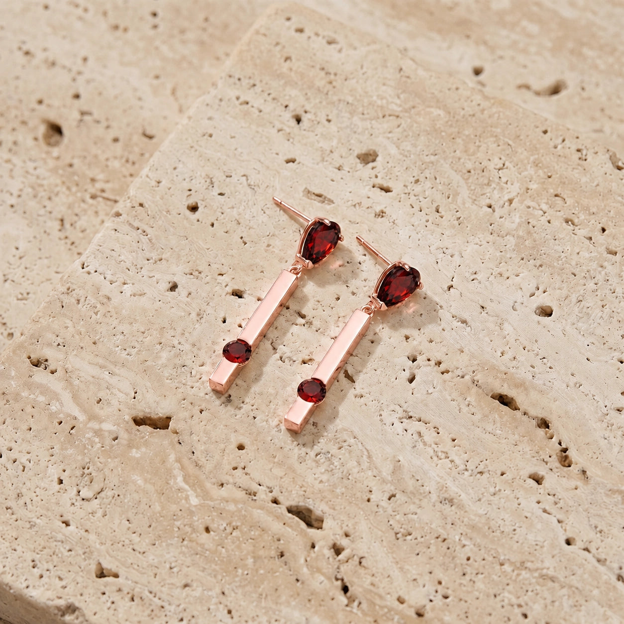 Rose Gold Garnet — Mariagertrude