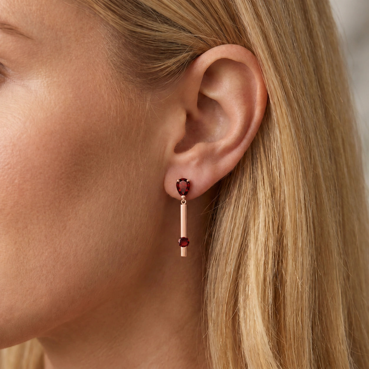 Rose Gold Garnet — Mariagertrude