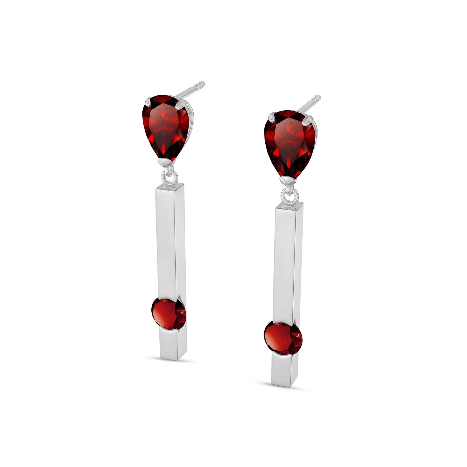 White Gold Garnet — Mariagertrude