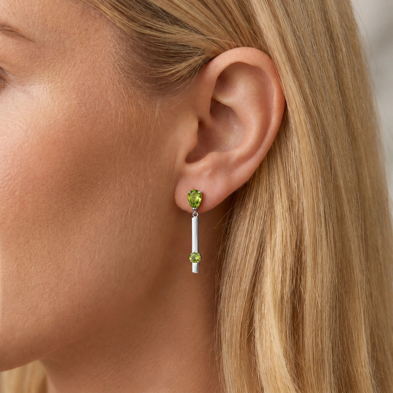 White Gold Peridot — Mariagertrude