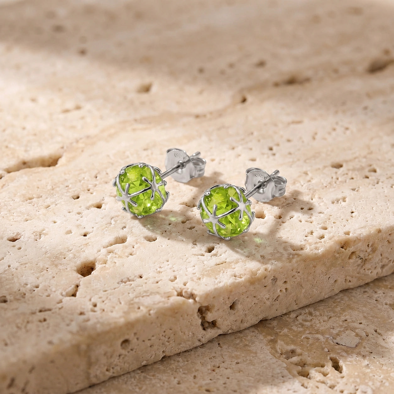 White Gold Peridot — Mariagiacinta