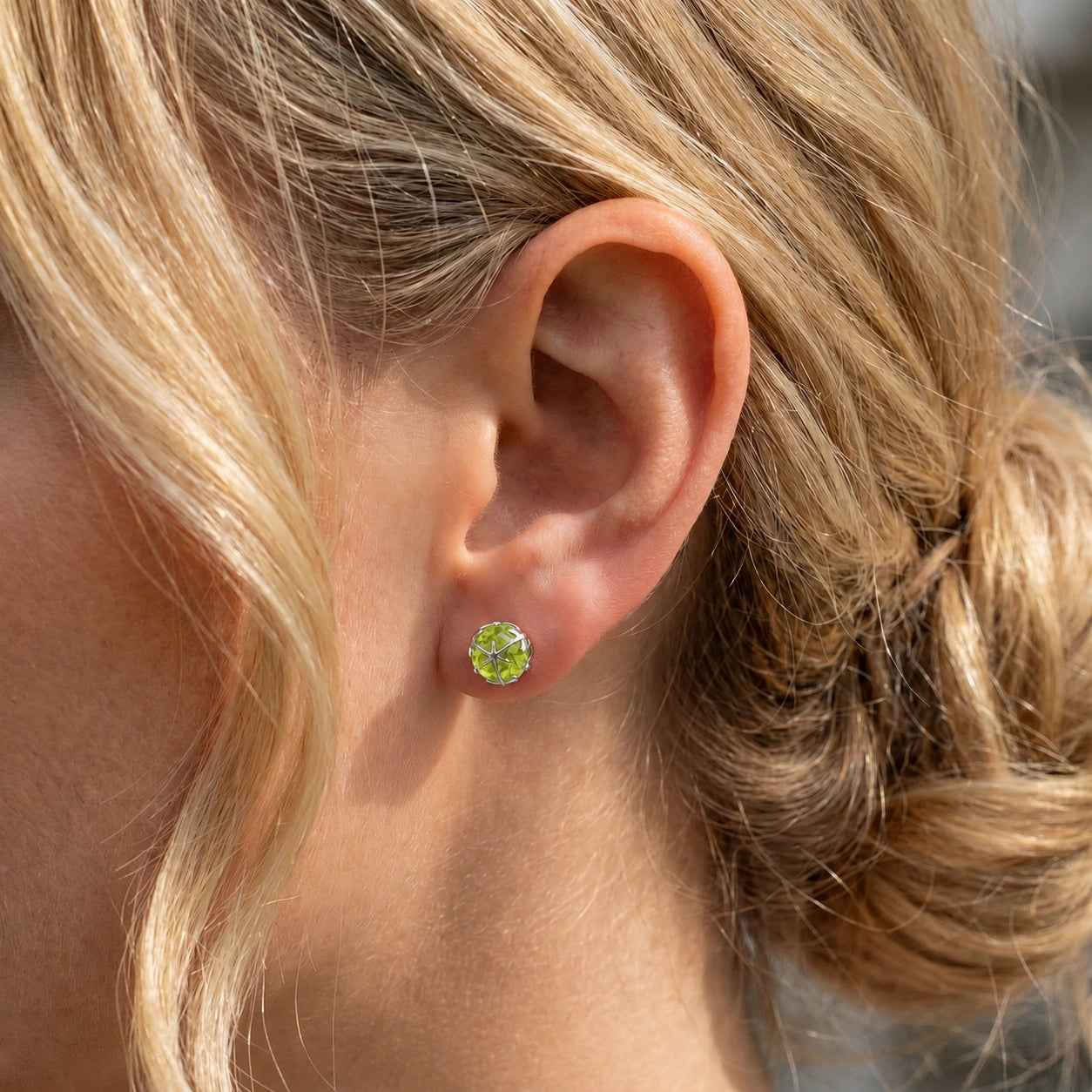 White Gold Peridot — Mariagiacinta