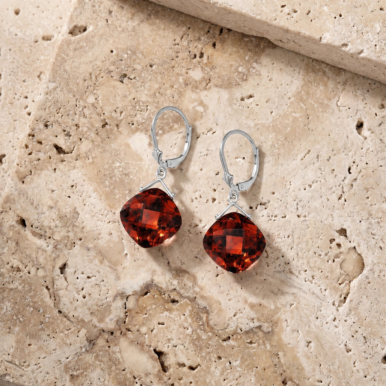 White Gold Garnet — Mariagiada