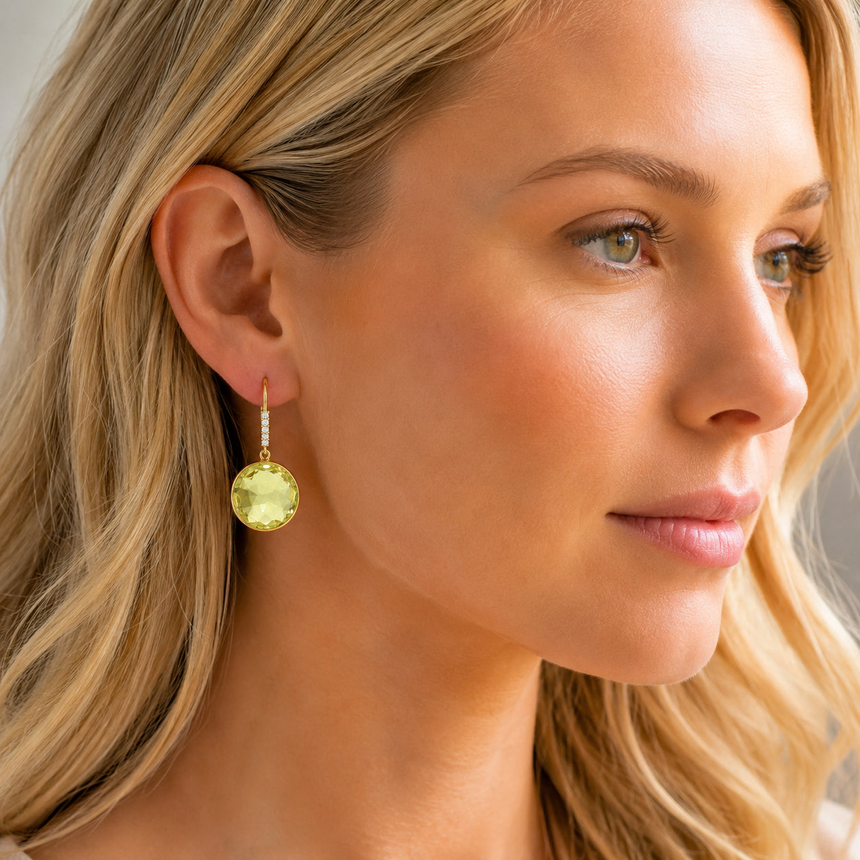 Yellow Gold Earrings Amethyst 10K — Felicia