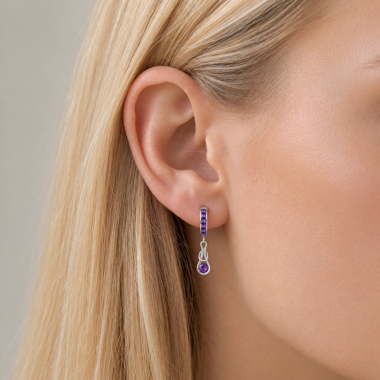White Gold Earrings Amethyst 10K — Candida