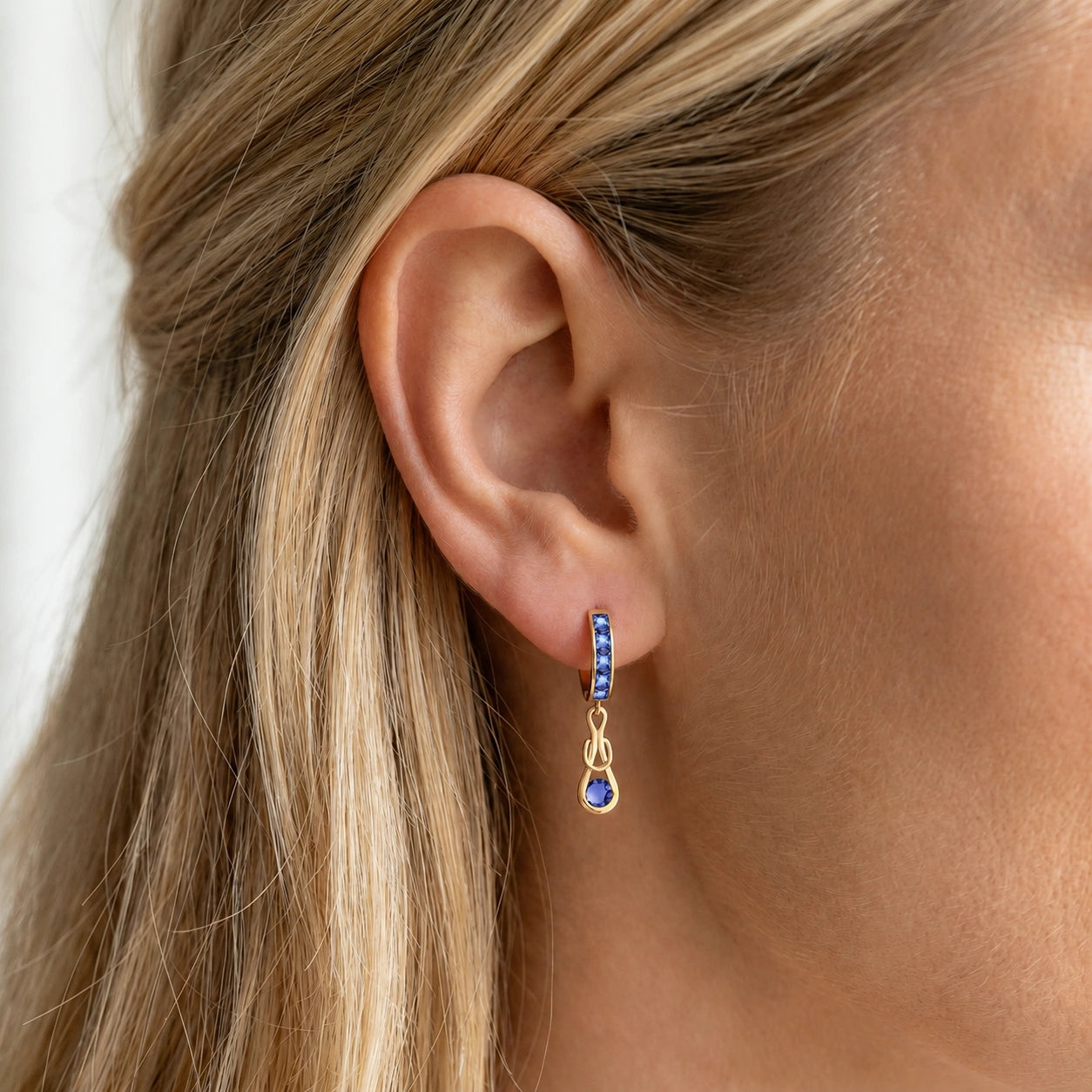 Yellow Gold Earrings Tanzanite 10K — Candida