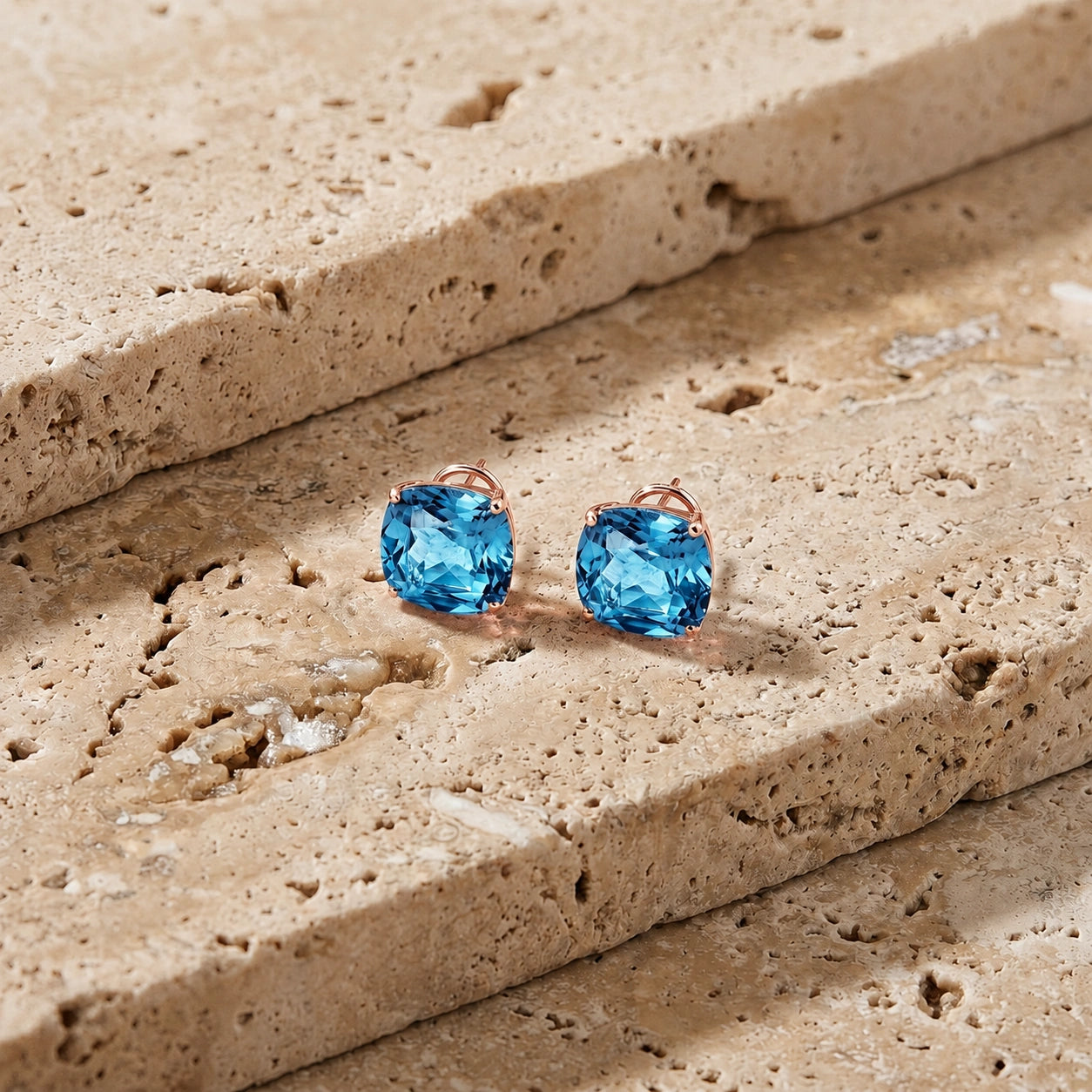 Rose Gold Blue Topaz — Mariagiuditta