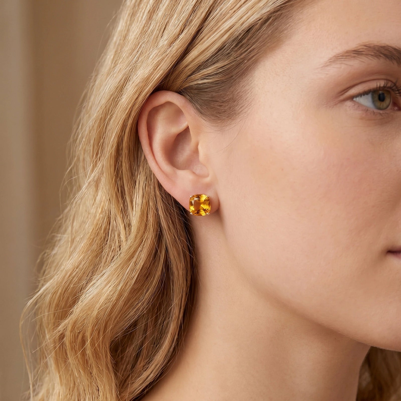 Yellow Gold Garnet — Mariagiuditta