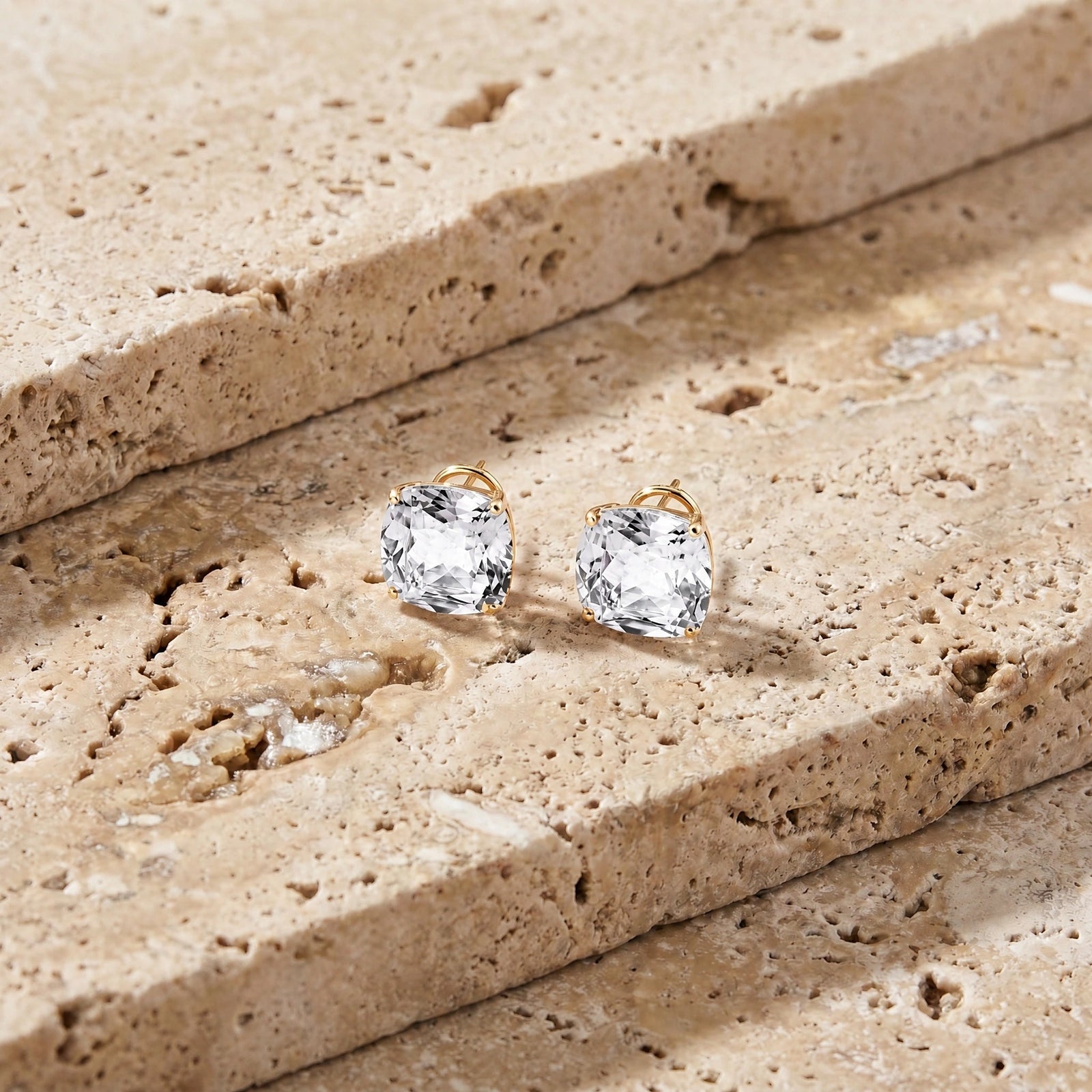Yellow Gold White Topaz — Mariagiuditta
