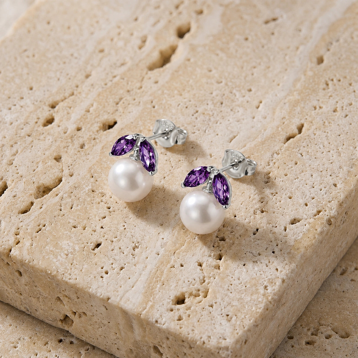 White Gold Earrings Pearl 10K — Lidia